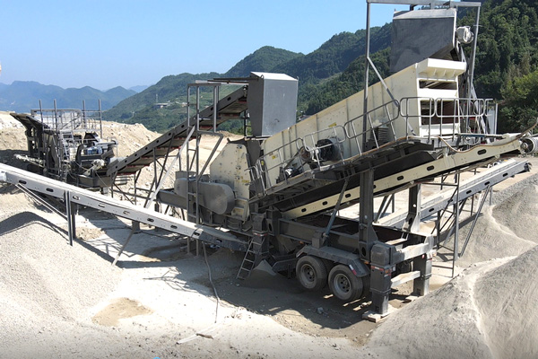 廣東惠州移動(dòng)破碎站工作現(xiàn)場（150t/h）